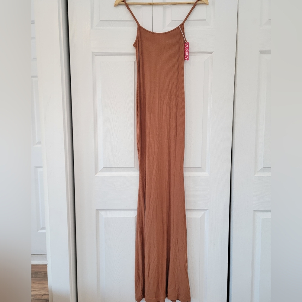 Chic Deep Tan Maxi Dress